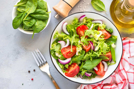 Sommersalat mit Kurkuma